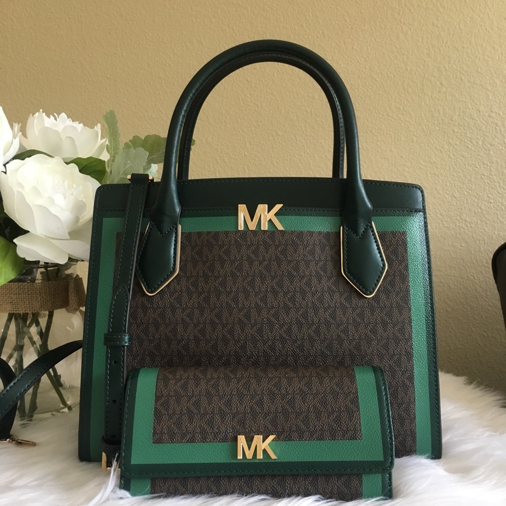 Michael Kors Montgomery Large Satchel & wallet - Picture 2 of 7